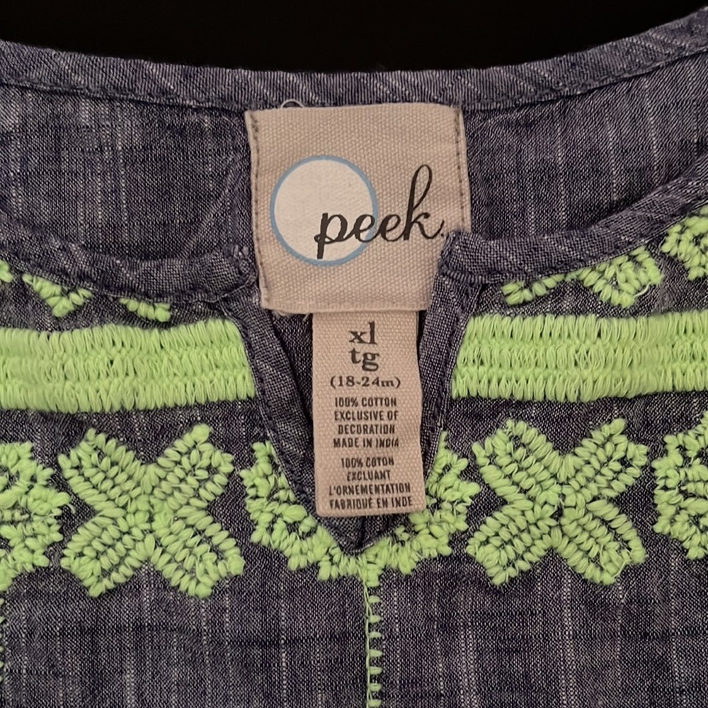 Peek Tops - Picture 2 of 3